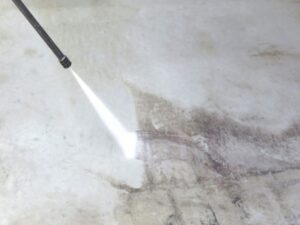高圧洗浄は塗装前の大切な準備