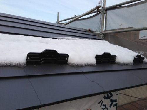 鳥取市の屋根塗装｜雪止め金具のサビはどうする？点検と補修のポイント